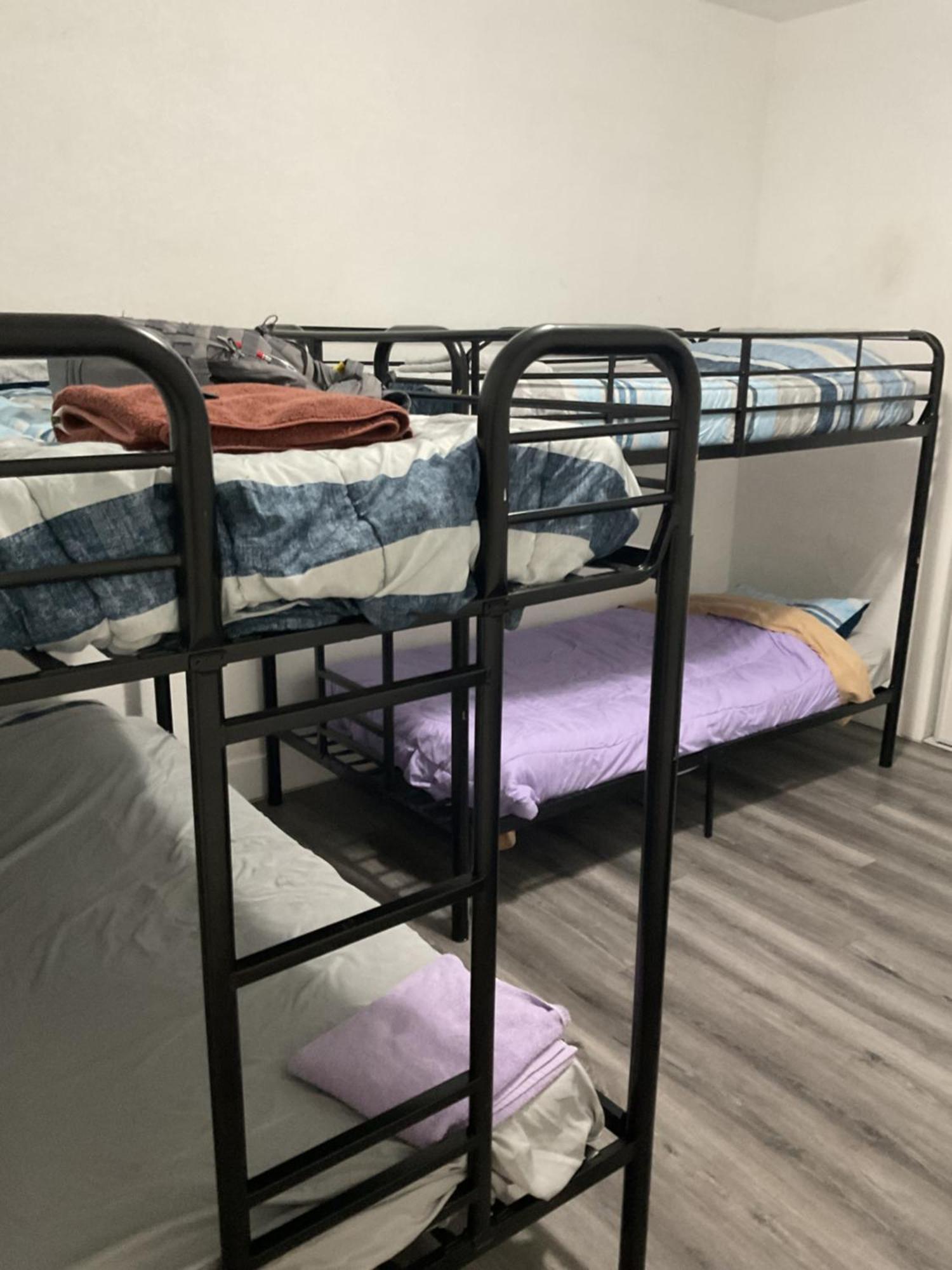 Albergue Coliving Shared House For Professionals *